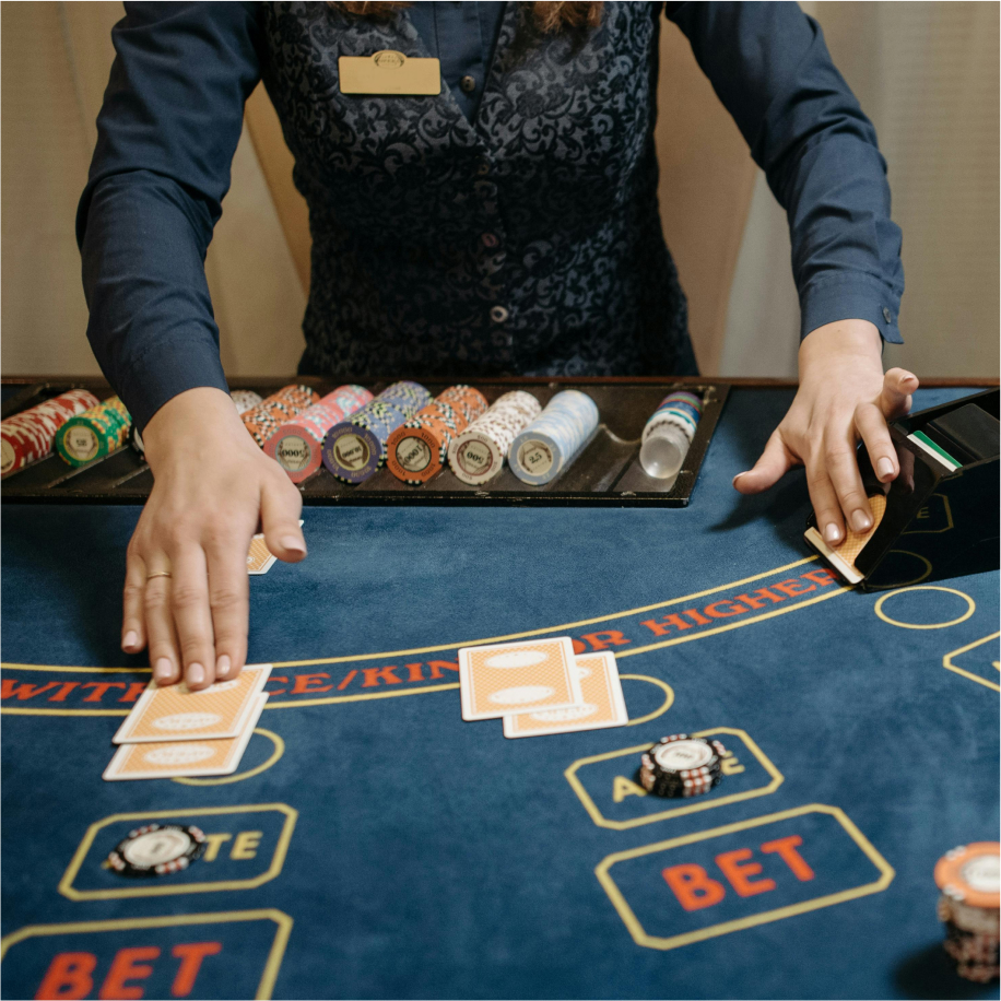 black_jack_dealer_IMG_icroupier